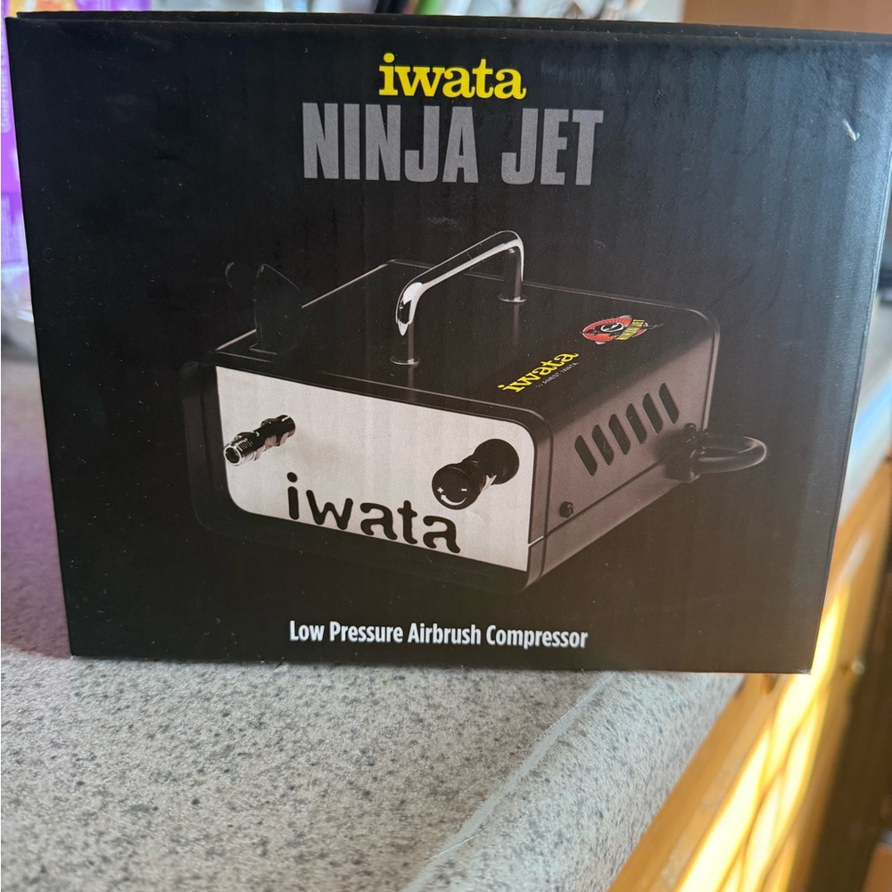 Iwata Ninja Jet Airbrush Compressor